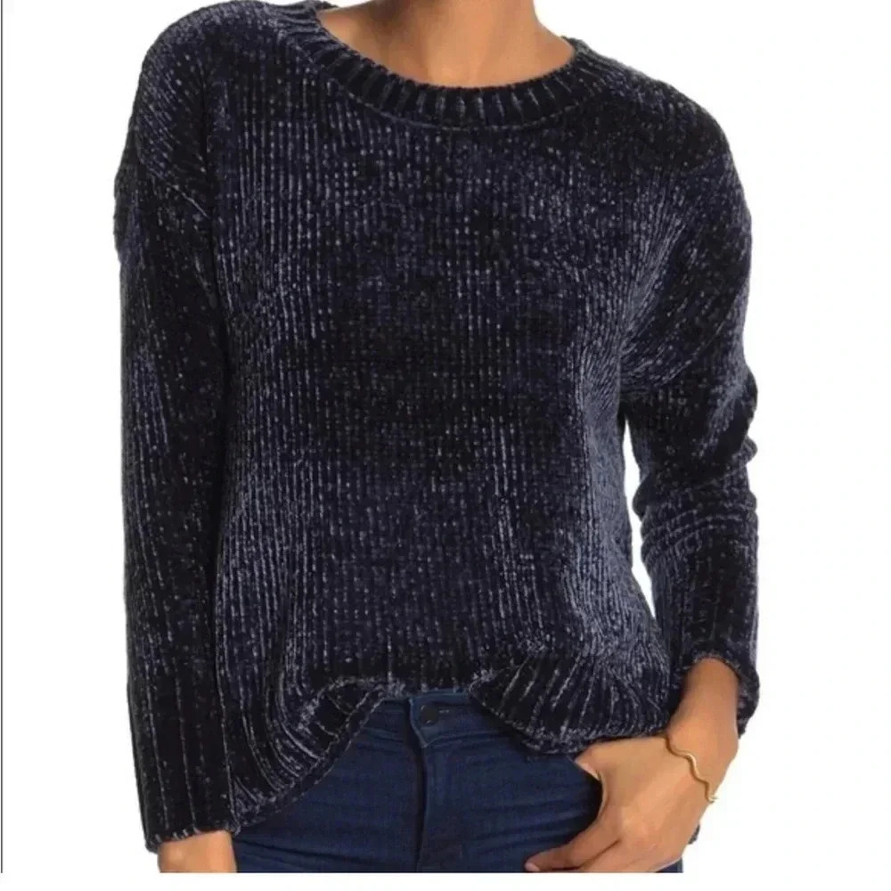 Super Soft Chenille Crew Neck Philosophy Sweater Size L